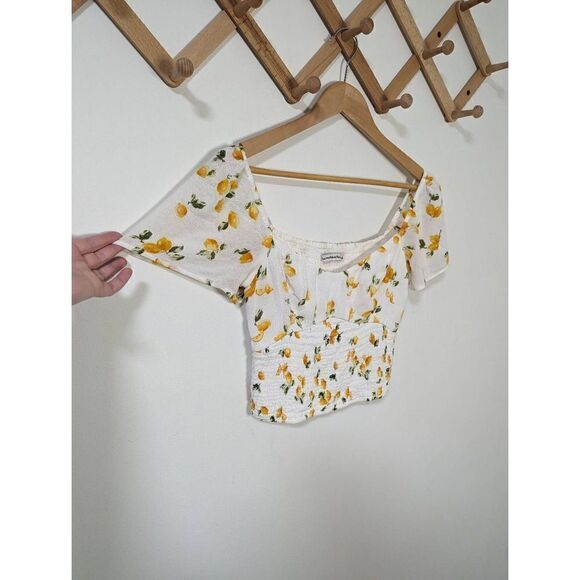 Abercrombie & Fitch White Lemon Print Smocked Waist Crop Top - Size S - Picture 2 of 6